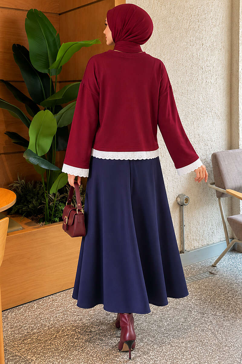 Lace-Accented Basic Tunic Burgundy – Image 4