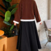 Lace-Accented Basic Tunic Brown - Afbeelding 4