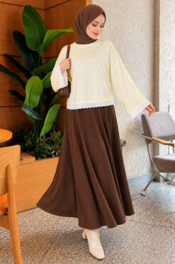 Alternative view of Lace-Accented Basic Tunic Yellow