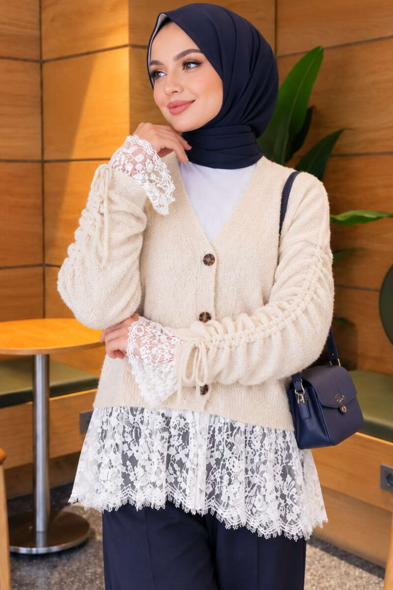Lace-Trimmed Sleeve Gathered Knit Cardigan Ecru