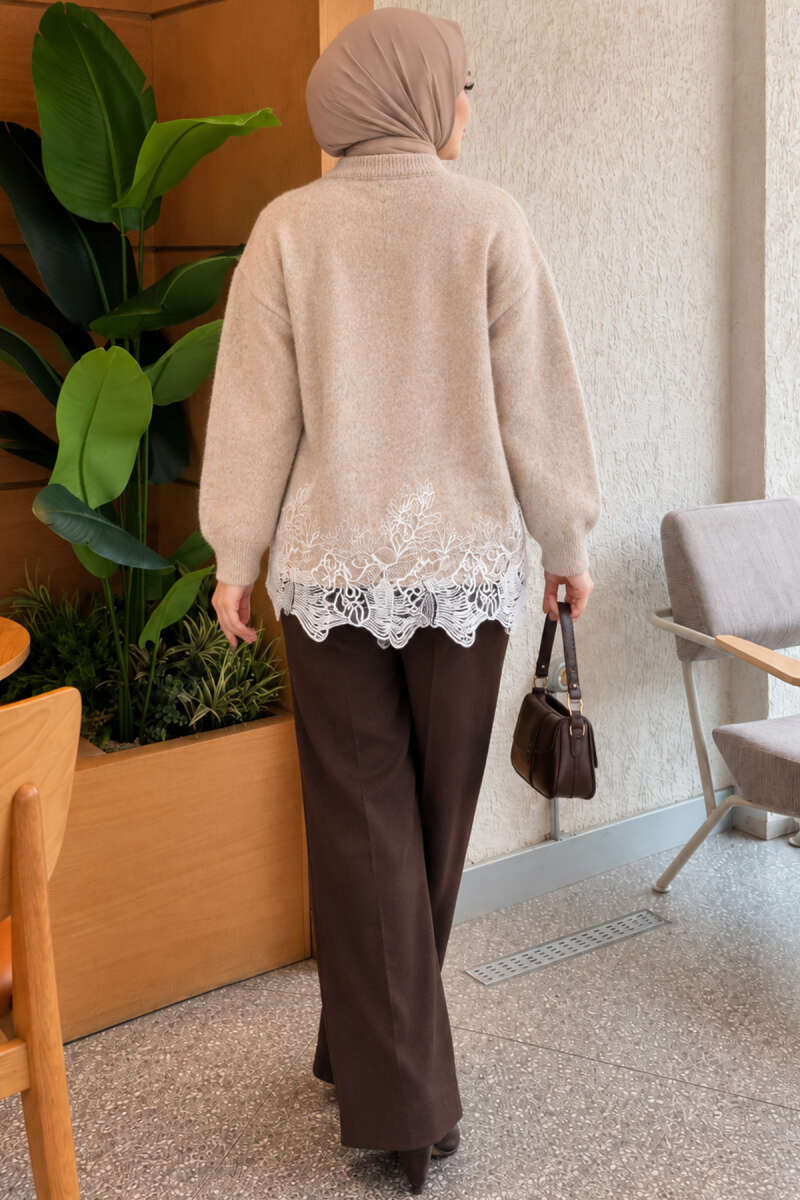 Lace-Embroidered Knit Cardigan Beige - الصورة 4