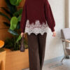 Lace-Embroidered Knit Cardigan Burgundy - الصورة 4