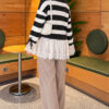 Lace-Trimmed Striped French Terry Sweater with Gathered Sleeves Smoke – Bild 4