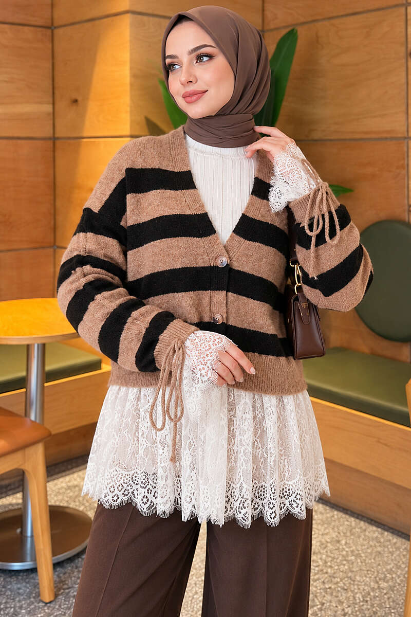 Lace-Trimmed Striped French Terry Sweater with Gathered Sleeves Latte – Bild 4