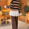 Lace-Trimmed Striped French Terry Sweater with Gathered Sleeves Latte – Bild 2