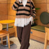 Lace-Trimmed Striped French Terry Sweater with Gathered Sleeves Latte – Bild 3