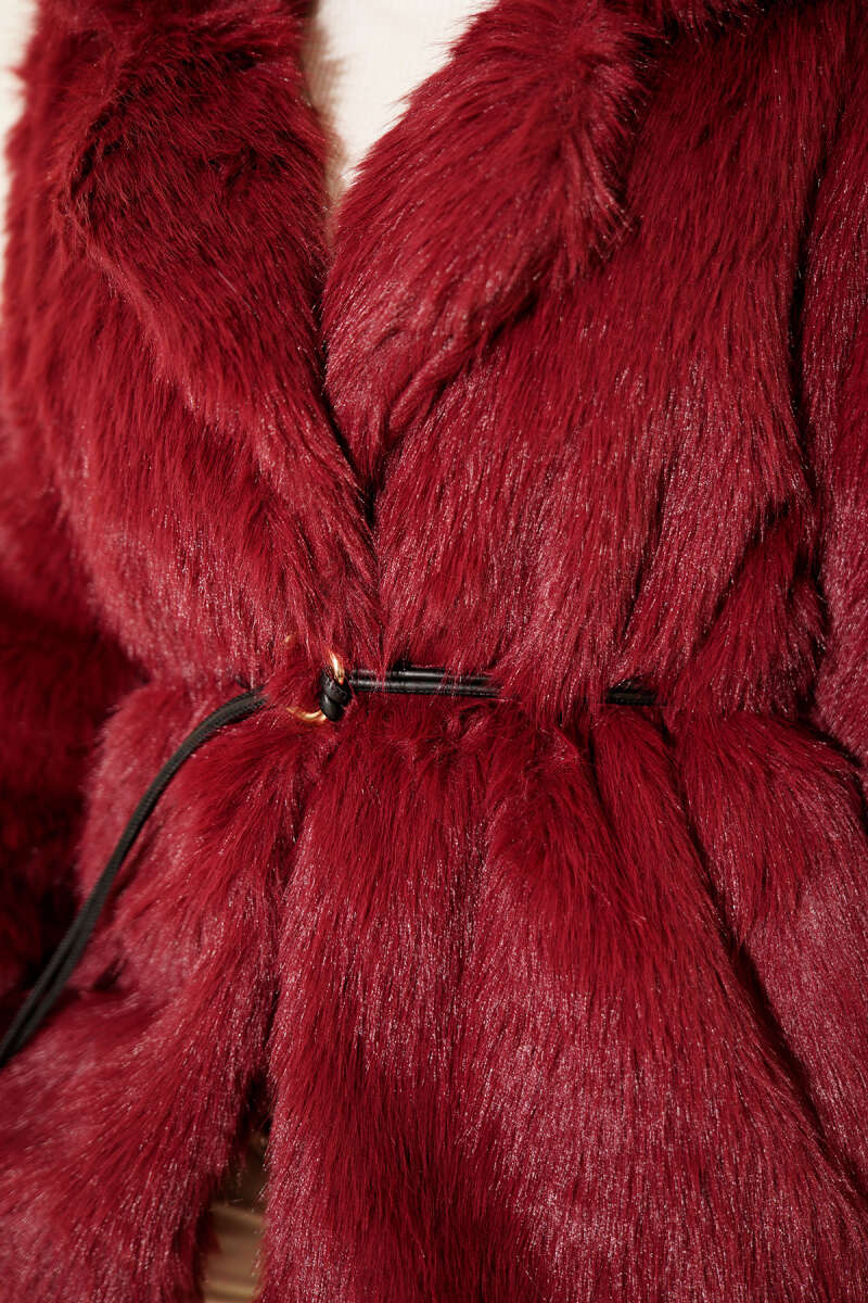 Leather Belted Fur Coat Burgundy - الصورة 4