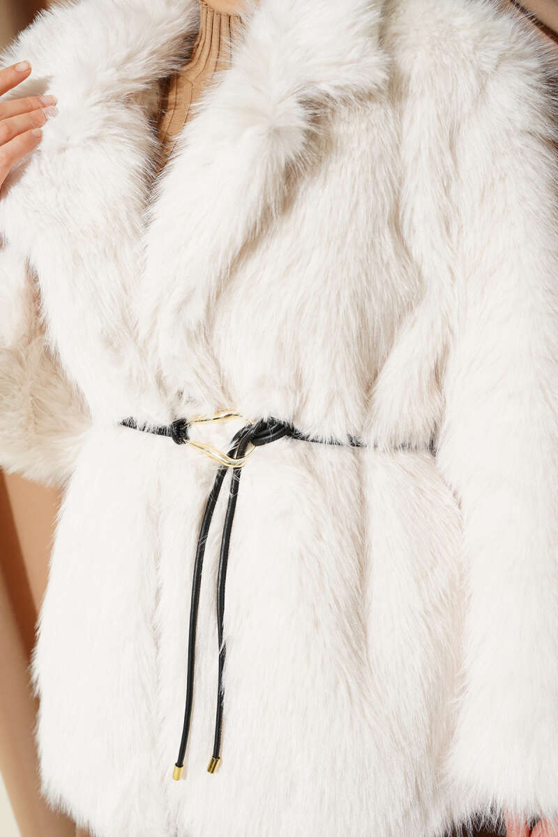 Leather Belted Fur Coat Ecru – Bild 4