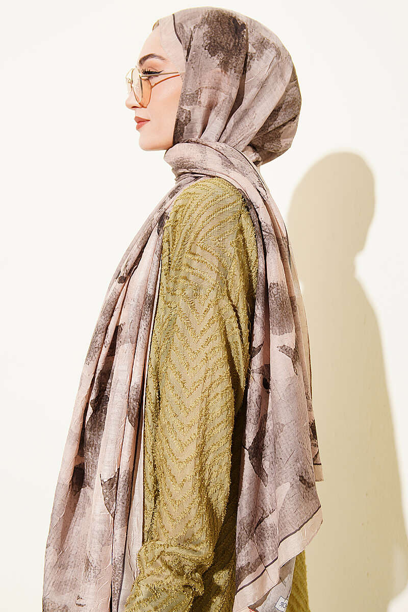 Patterned Bamboo French Terry Shawl Beige - Image 3