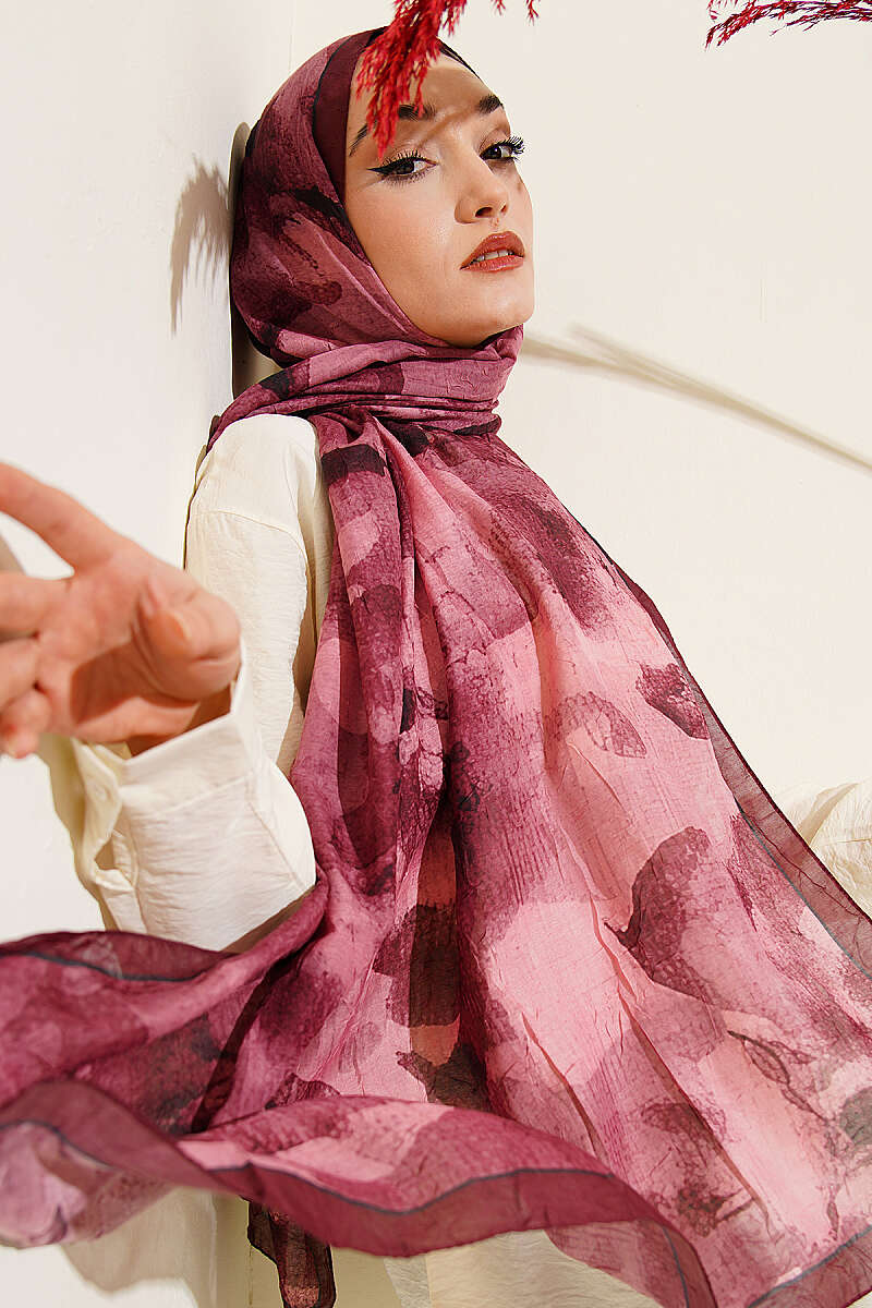 Patterned Bamboo French Terry Shawl Burgundy
