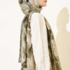 Patterned Bamboo French Terry Shawl Khaki - الصورة 3