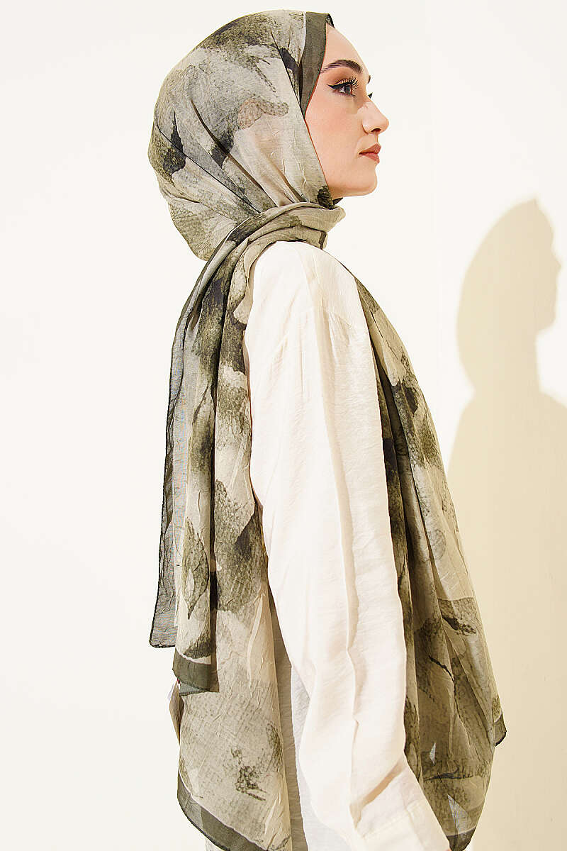 Patterned Bamboo French Terry Shawl Khaki - الصورة 3