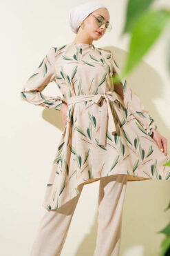 Alternative view of Patterned Belted Tunic Set Green