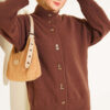 Button-Detail V-Neck Cardigan with Beard Knit Alizarin - Afbeelding 6