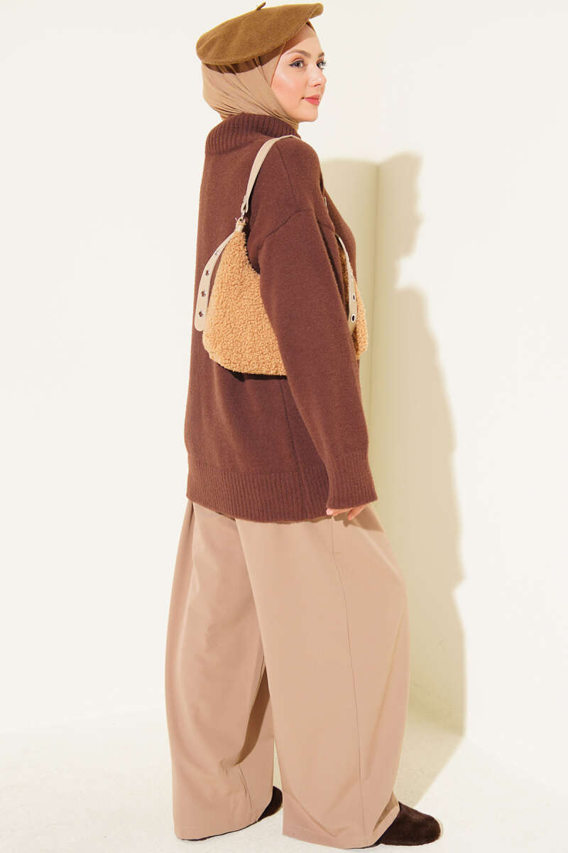 Button-Detail V-Neck Cardigan with Beard Knit Brown - Afbeelding 3