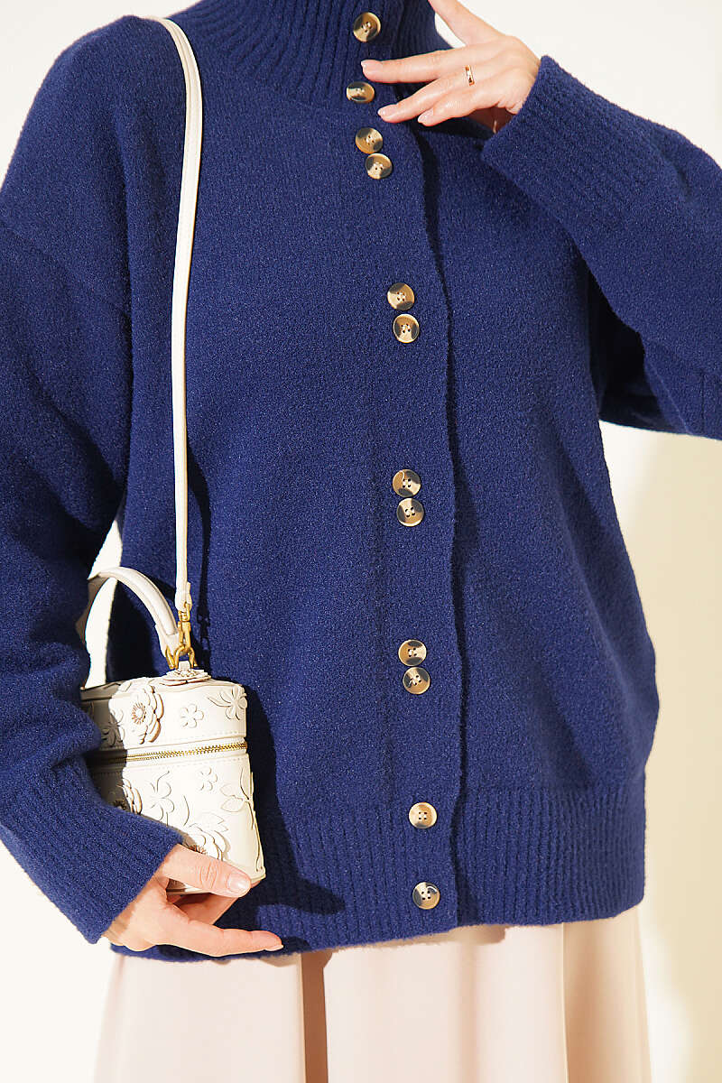 Button-Detail V-Neck Cardigan with Beard Knit Navy Blue - Image 4