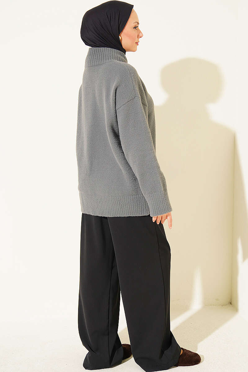 Button-Detail V-Neck Cardigan with Beard Knit Grey - Afbeelding 3
