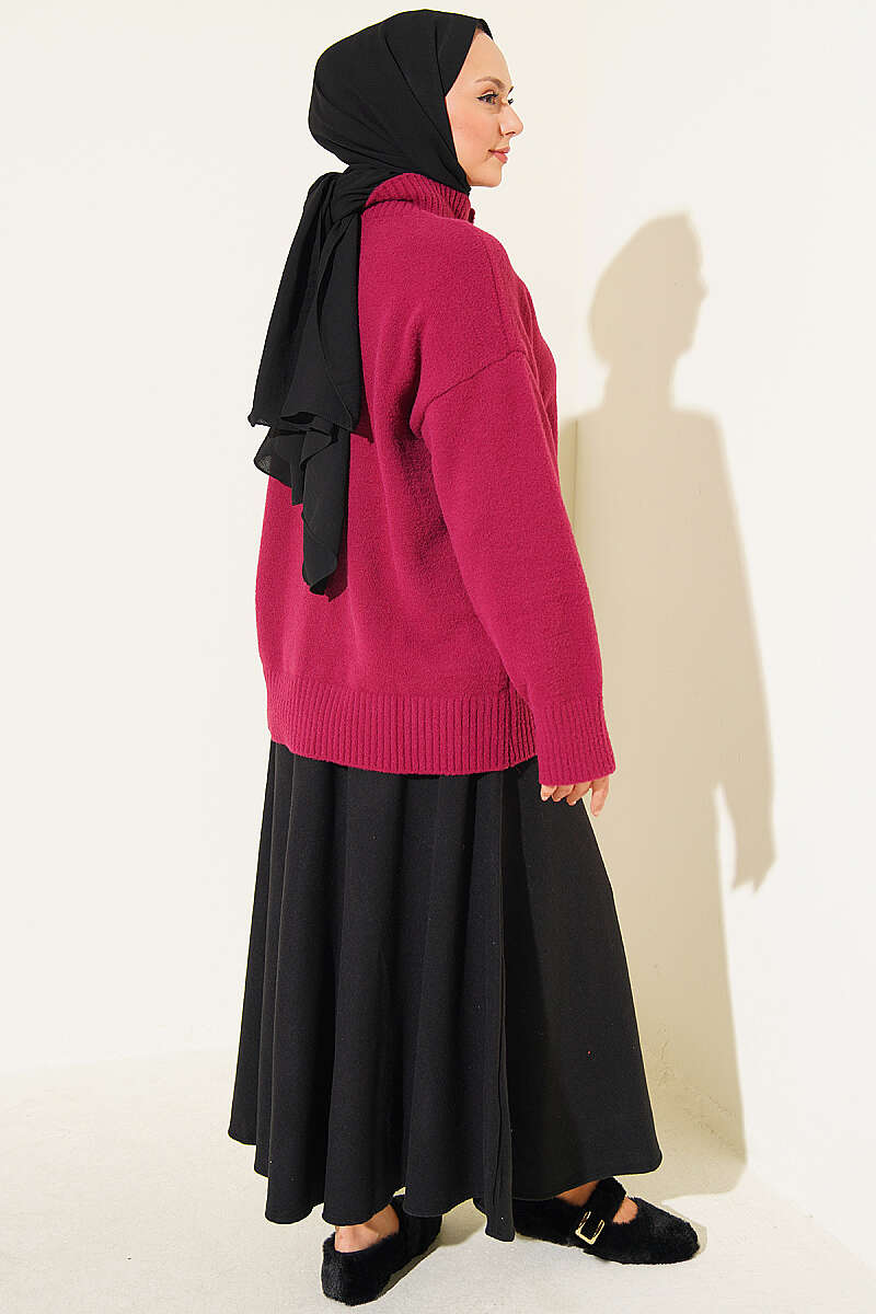 Button-Detail V-Neck Cardigan with Beard Knit Plum – Image 3