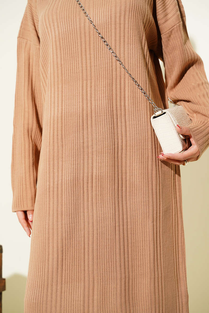 High Neck Ribbed Knit Dress Latte - الصورة 4