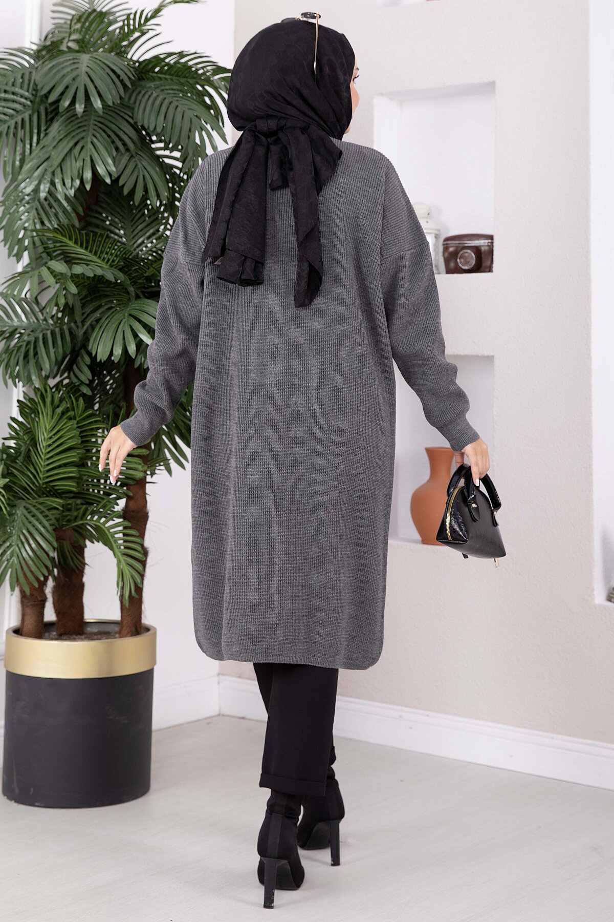 Button-Up Pocket Long Knit Cardigan Anthracite - الصورة 4