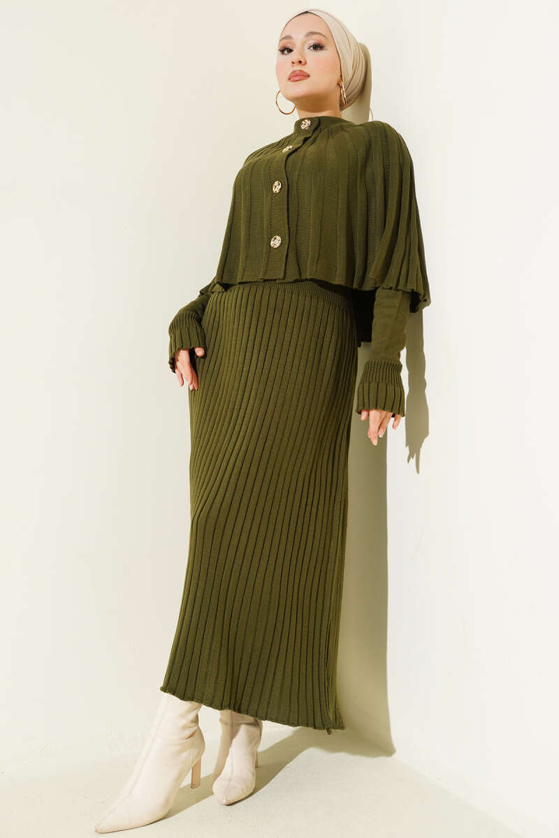 Buttoned Cape Knit Dress Set Khaki