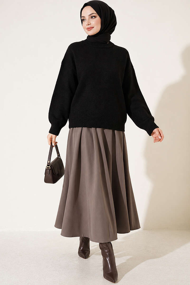Long-Sleeve Ribbed Knit Sweater with Cuffed Hem Black – Bild 2