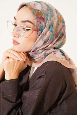 Alternative view of Scarf Beige