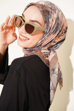 Alternative view of Marbled Pattern Shawl Mink