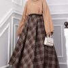 ⁦Plaid Pattern Flared Hem Skirt Dark Brown⁩ - الصورة ⁦3⁩