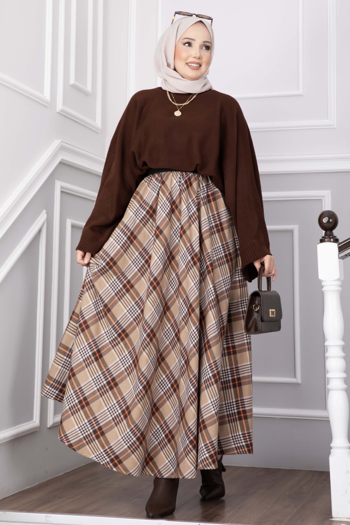 Plaid Pattern Flared Hem Skirt Beige – Bild 3