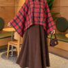 Checkered Button-Closure Poncho Red - الصورة 2