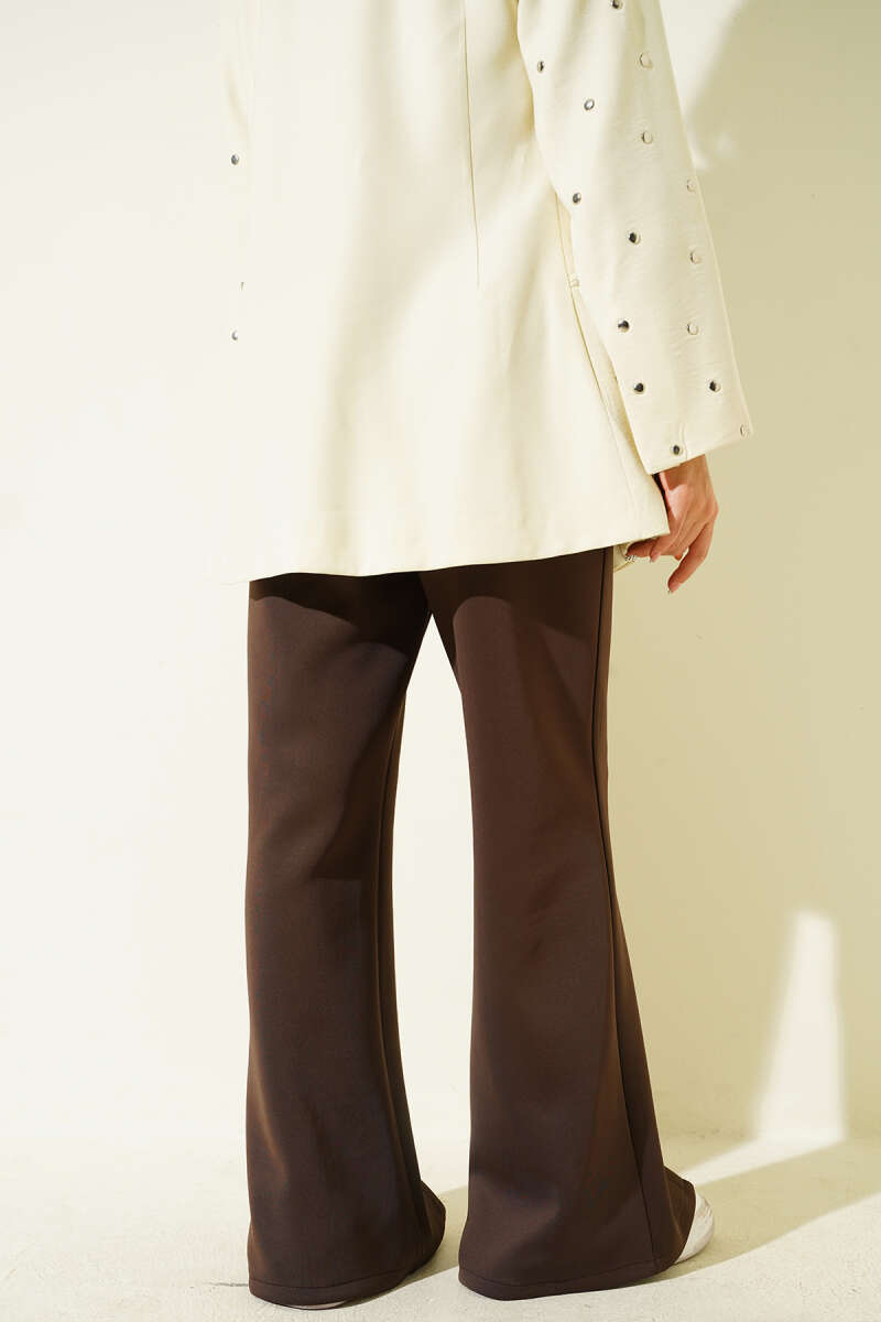 Scuba Pants with Slit Hem Edge Brown – Image 3