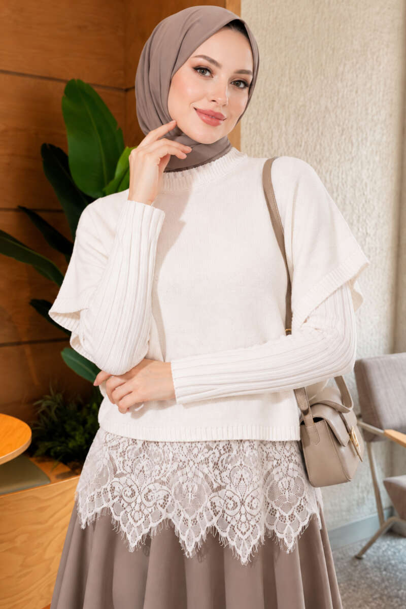 Hem-edged knitted sweater with lace detailing Ecru - الصورة 3
