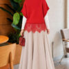 Hem-edged knitted sweater with lace detailing Red - Imagen 4