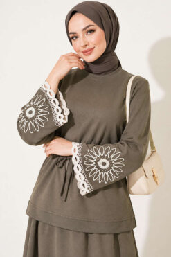 Alternative view of Hem and ankle embroidered two-piece set Khaki