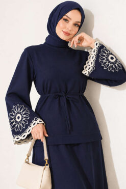 Alternative view of Hem and ankle embroidered two-piece set Navy Blue