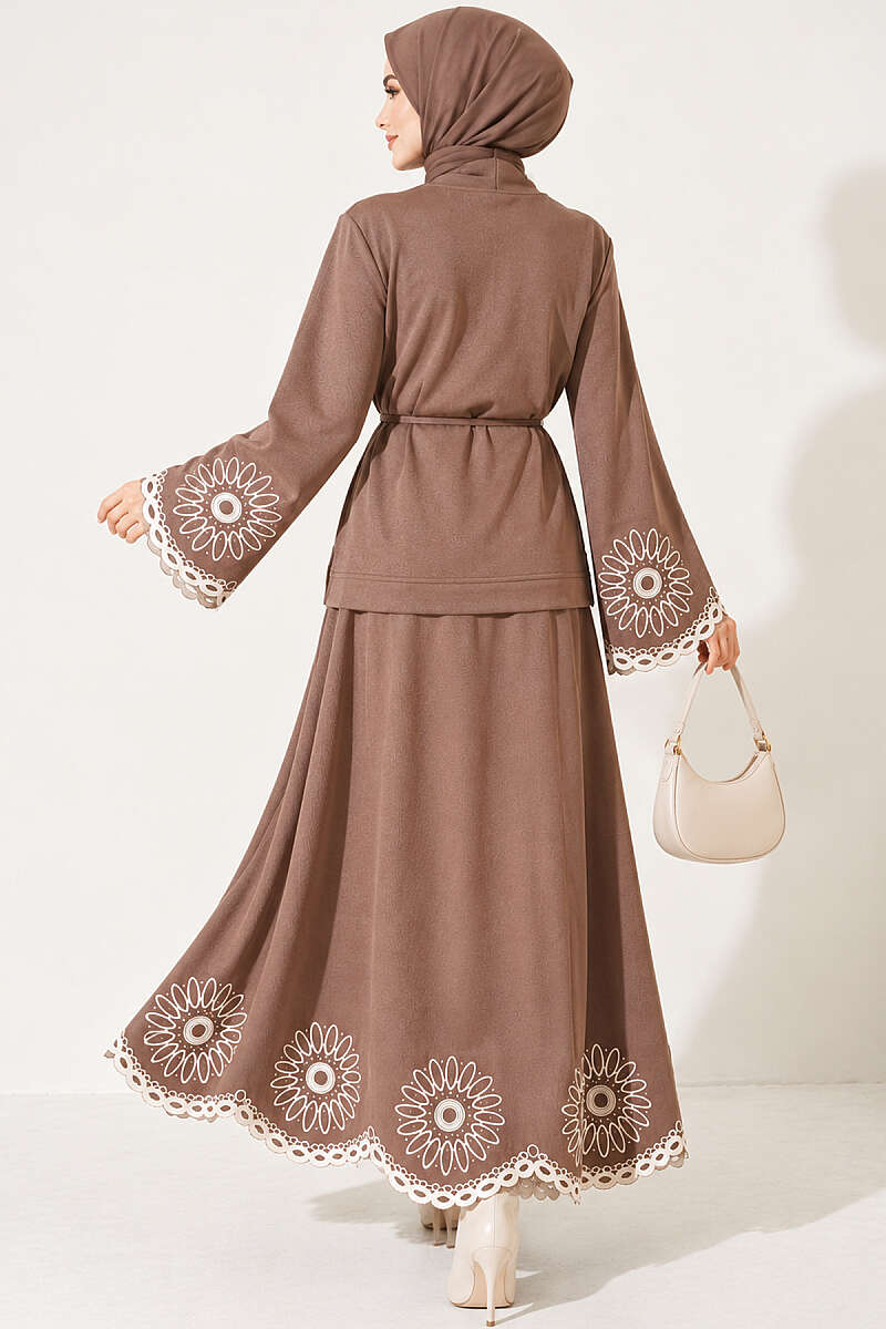 Hem and ankle embroidered two-piece set Mink - Image 3