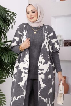 Alternative view of Ethnic Pattern Knit Three-Piece Set with Vest Grey