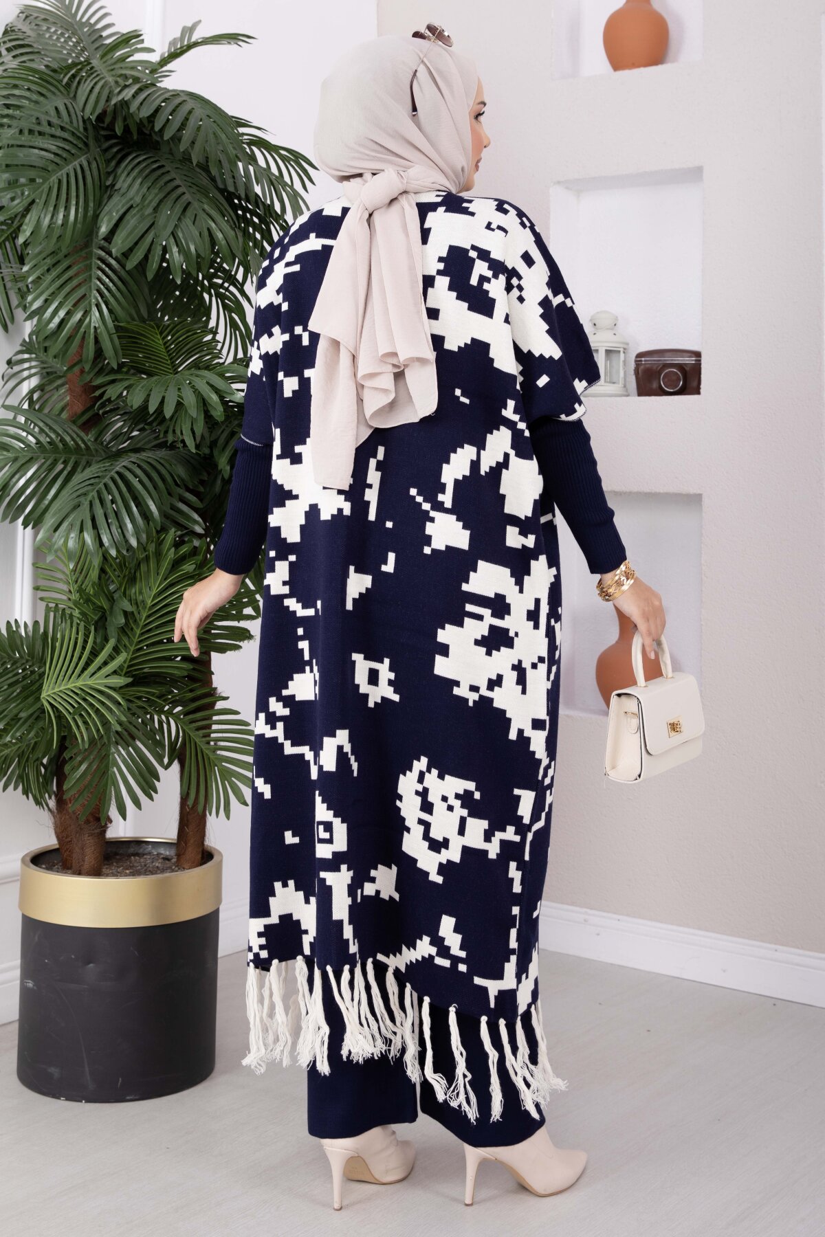 Ethnic Pattern Knit Three-Piece Set with Vest Navy Blue – Image 5