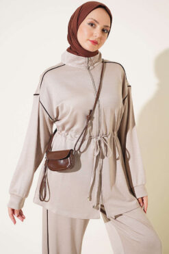 Alternative view of Zip-up Waist Tapered Hem Set with Piping Beige