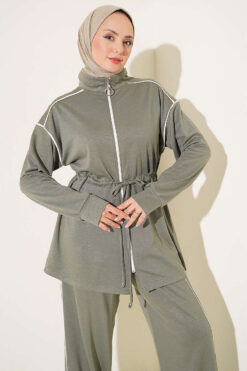 Alternative view of Zip-up Waist Tapered Hem Set with Piping Hazel