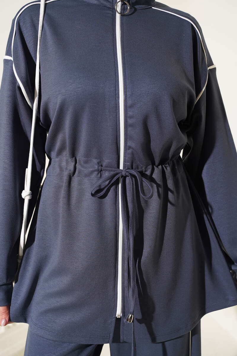 Zip-up Waist Tapered Hem Set with Piping Smoke - الصورة 4