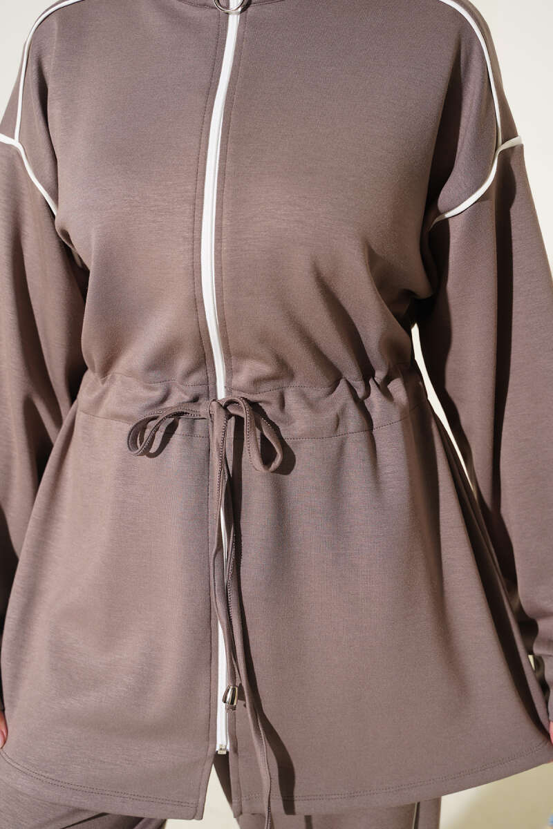Zip-up Waist Tapered Hem Set with Piping Mink - الصورة 4