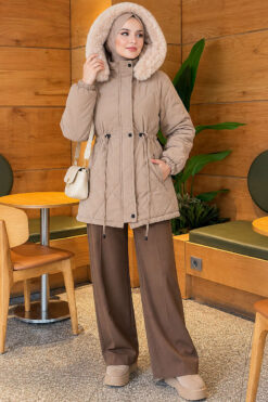 Alternative view of Fur-Trimmed Jacket with Elasticized Cuffs Beige