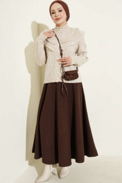 Alternative view of Ruffled Collar Buttoned Knit Cardigan Beige