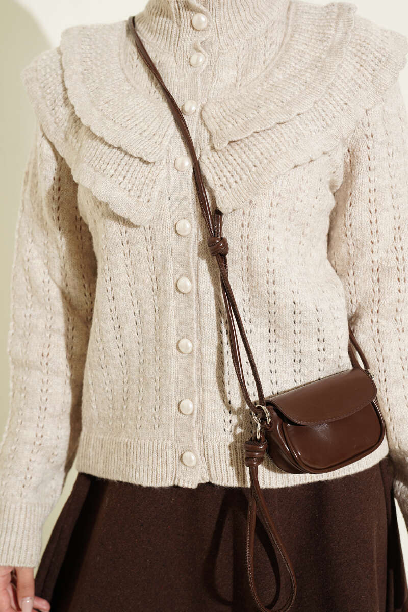 Ruffled Collar Buttoned Knit Cardigan Beige – Image 4