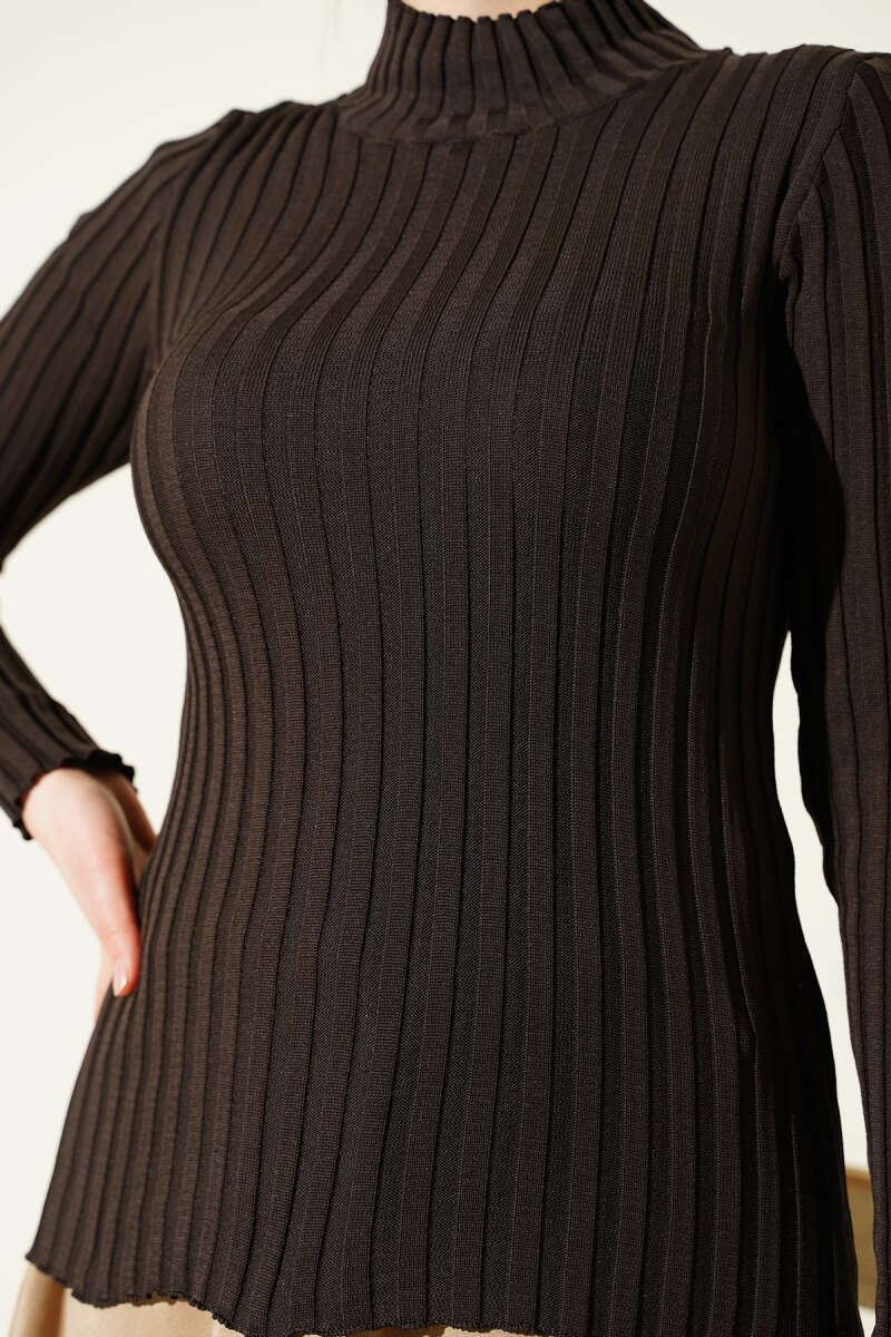 Ribbed Stretch Knit Sweater Dark Brown - immagine 4