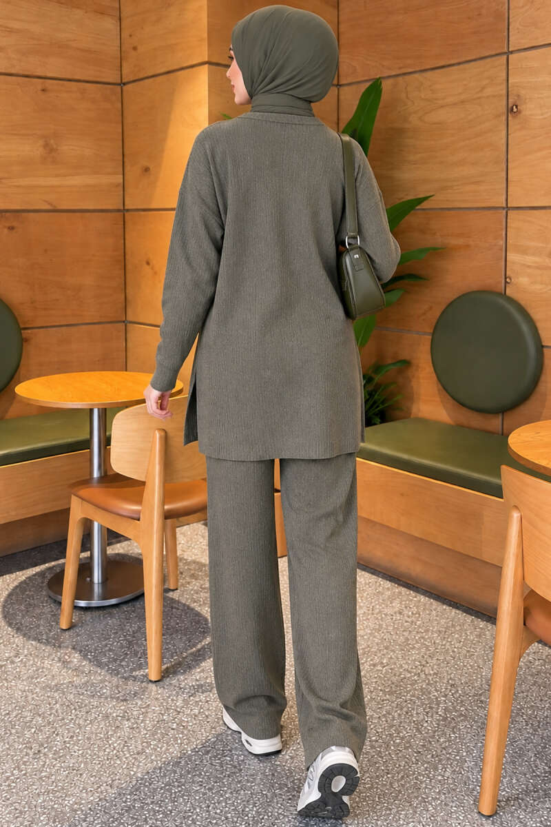 Ribbed Knit Two-Piece Set with Side Slit Hem Khaki - الصورة 4