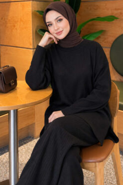 Alternative view of Ribbed Knit Two-Piece Set with Side Slit Hem Black