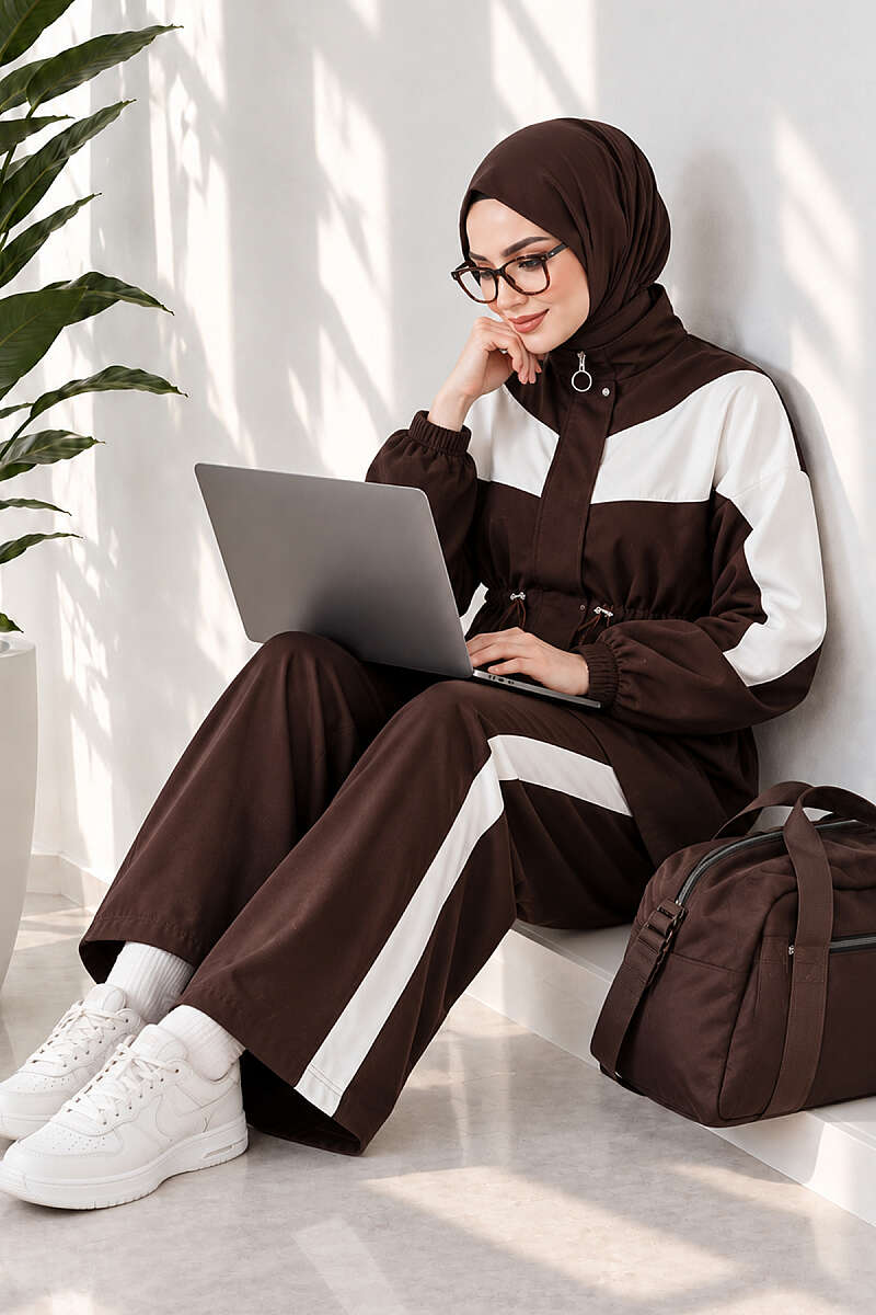 Cord-Trimmed Striped Two-Piece Set Brown